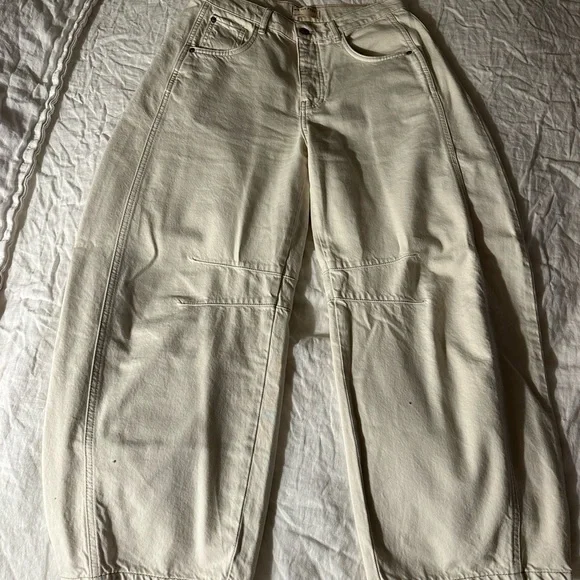 Free People x We The Free Cream Barrel Jeans - Picture 9 of 10